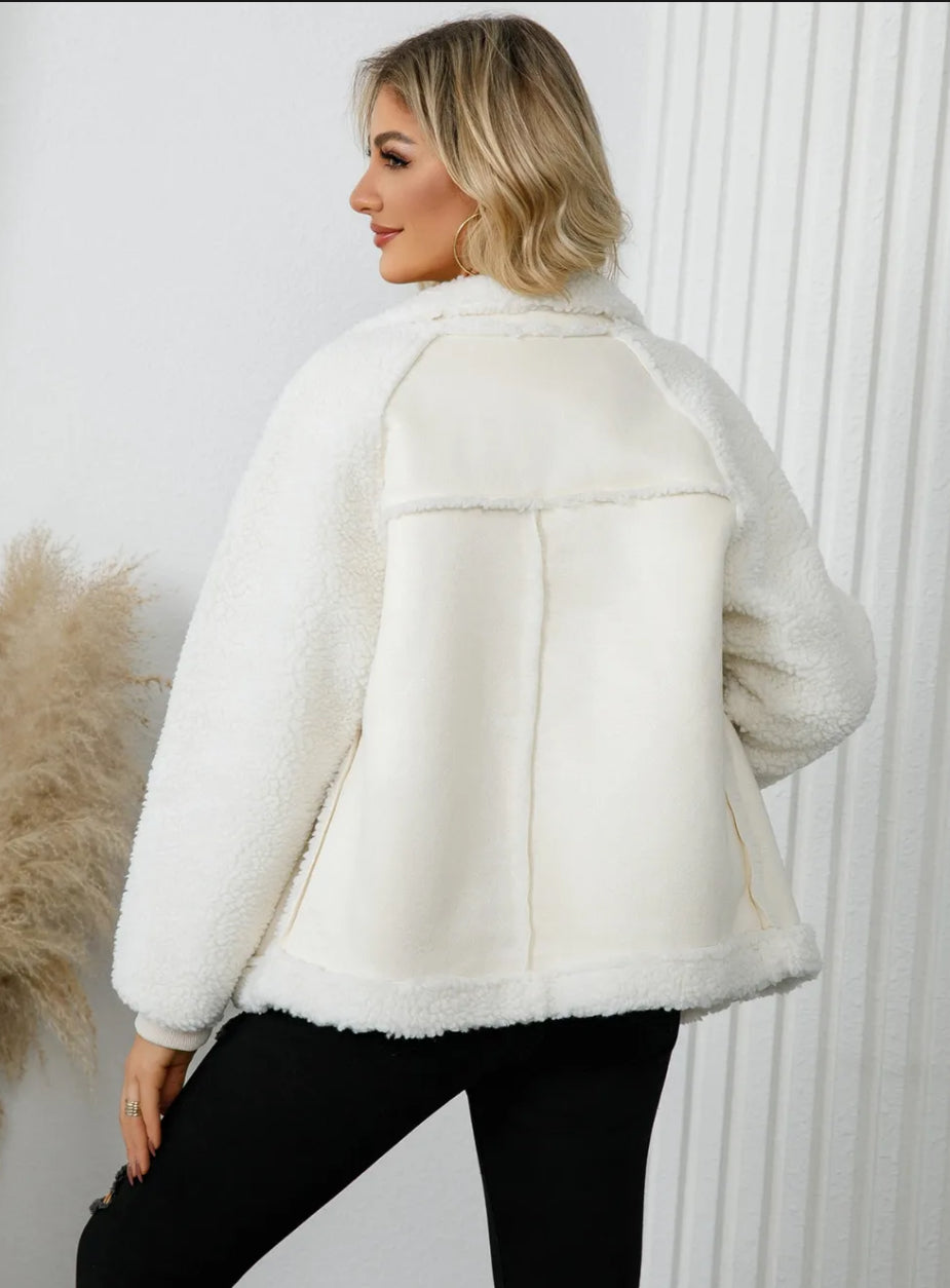 Pocketed Sherpa Zip Up Long Sleeve Jacket